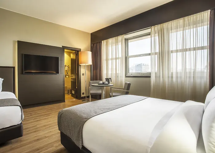 Hf Fénix Szálloda 4*